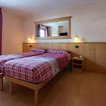 La Grolla & 3*